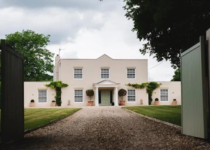 Large Country House - Hot Tub - Pool Table - Bbq - 5 Bedrooms - Log Burner
