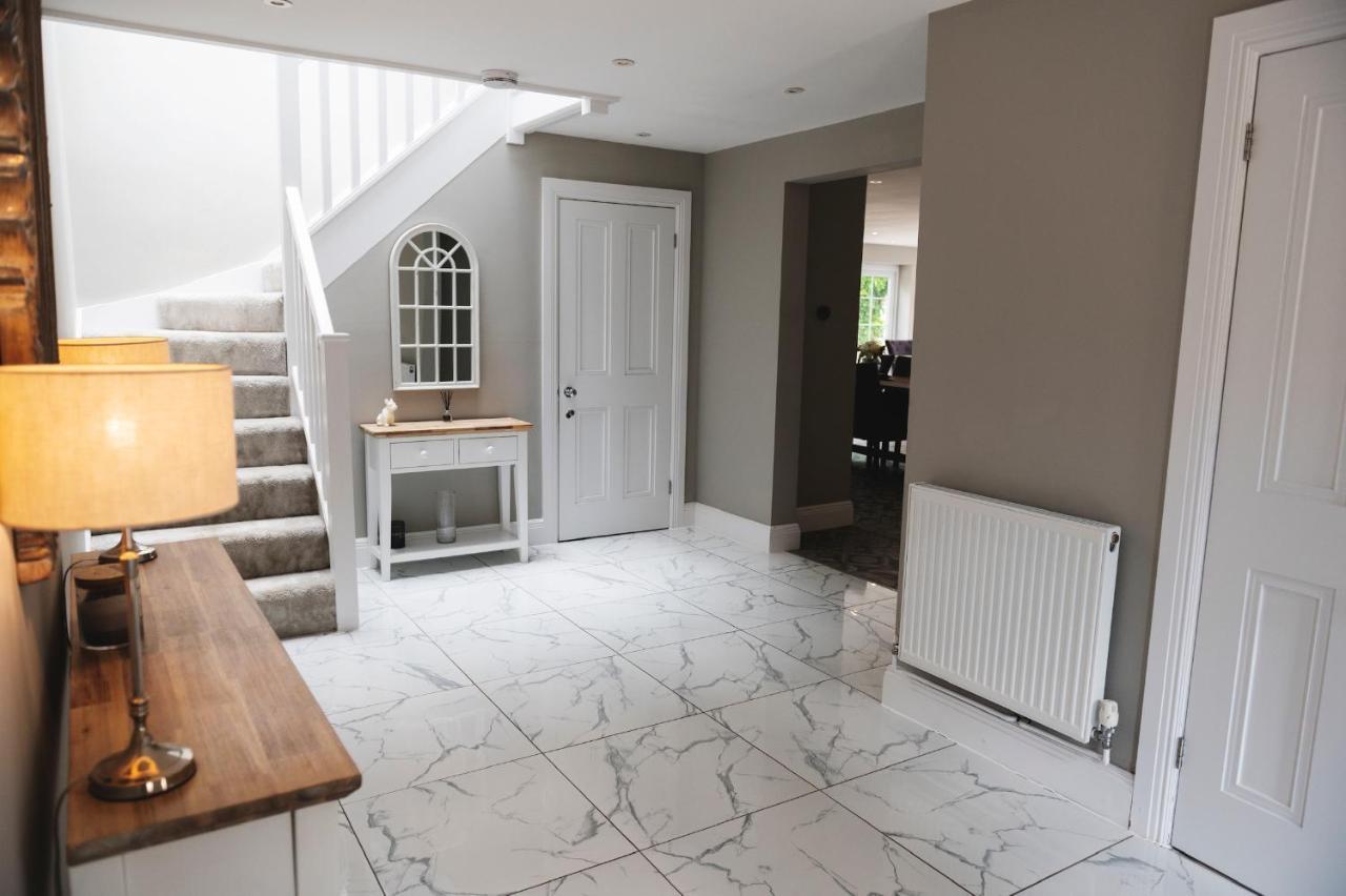 Ferienhaus Large - Hot Tub - Pool Table - Bbq - 5 Bedrooms - Log Burner Three Legged Cross