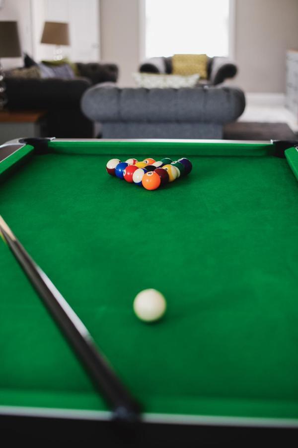 Holiday home Large - Hot Tub - Pool Table - Bbq - 5 Bedrooms - Log Burner *